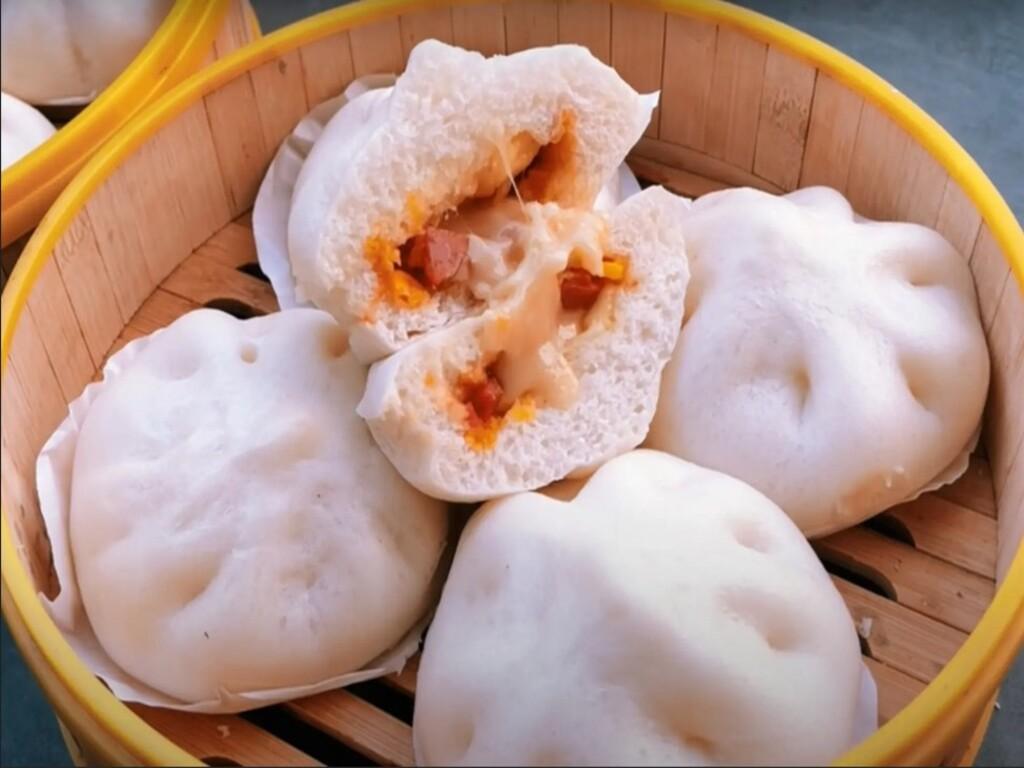 Bánh bao nhân phô mai bao nhiêu calo và cách ăn hợp lý