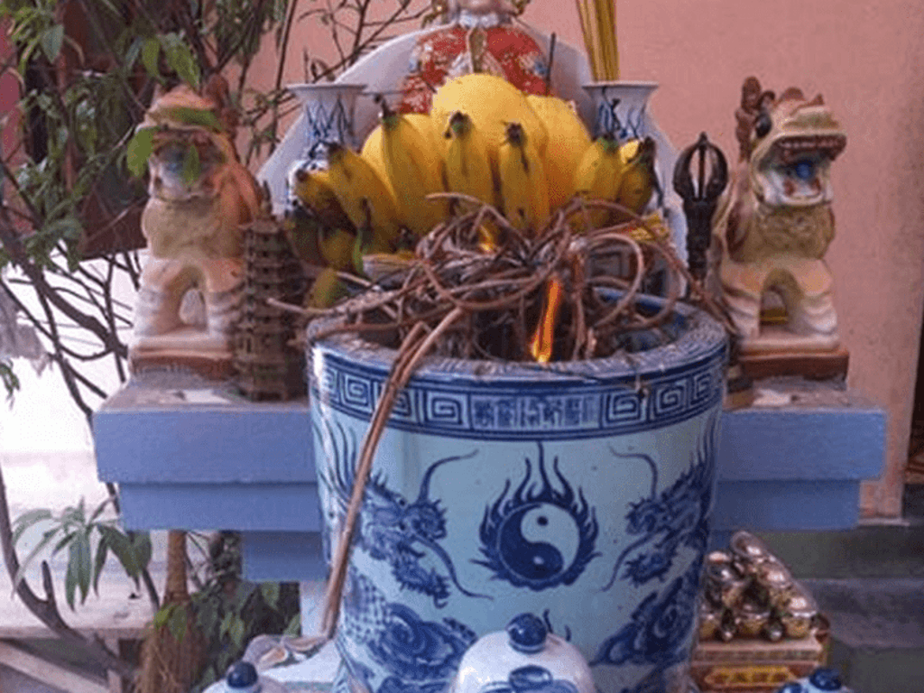 Bát hương hoá âm và cách xử lý phù hợp