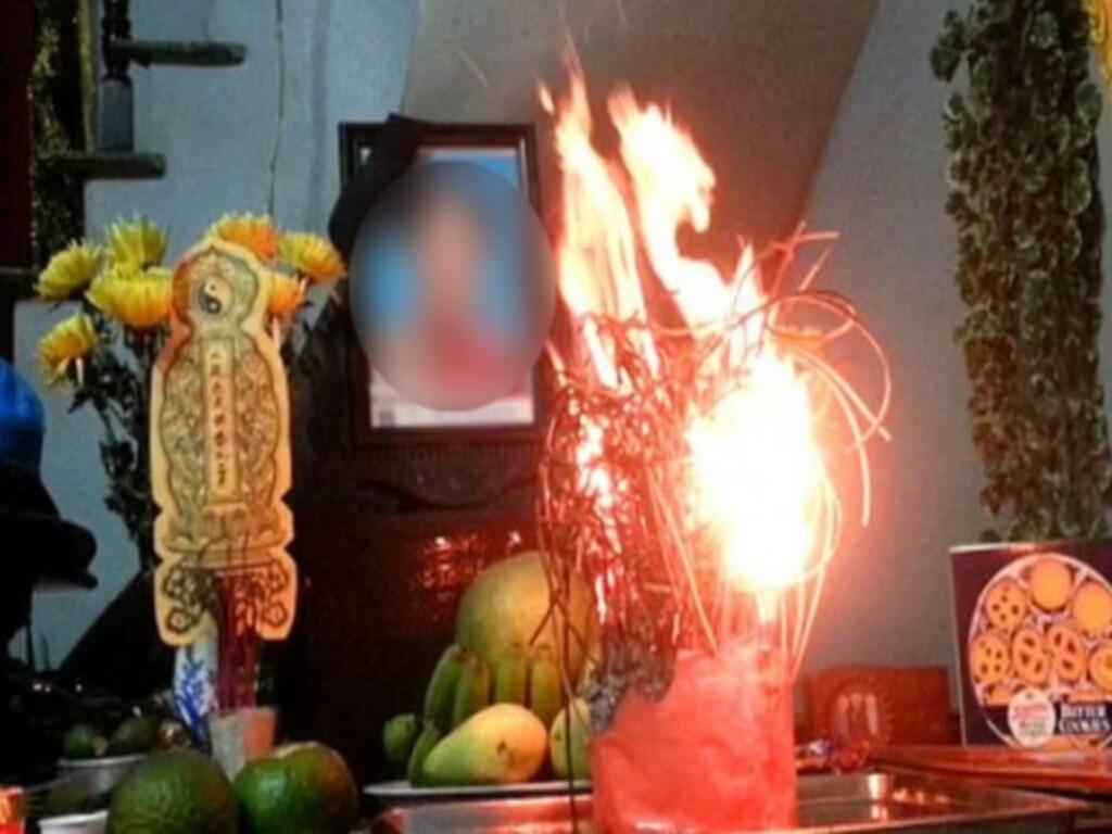Cháy bát hương có điềm gì theo quan niệm dân gian