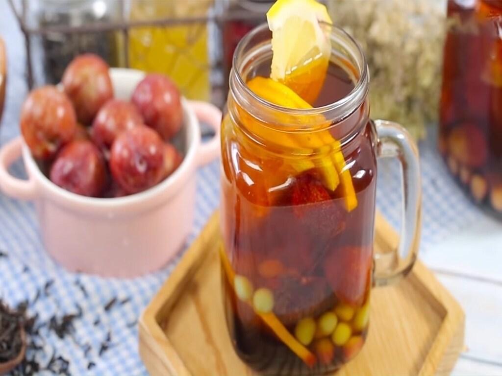 Biến tấu hấp dẫn với Cách làm Trà Mận đỏ