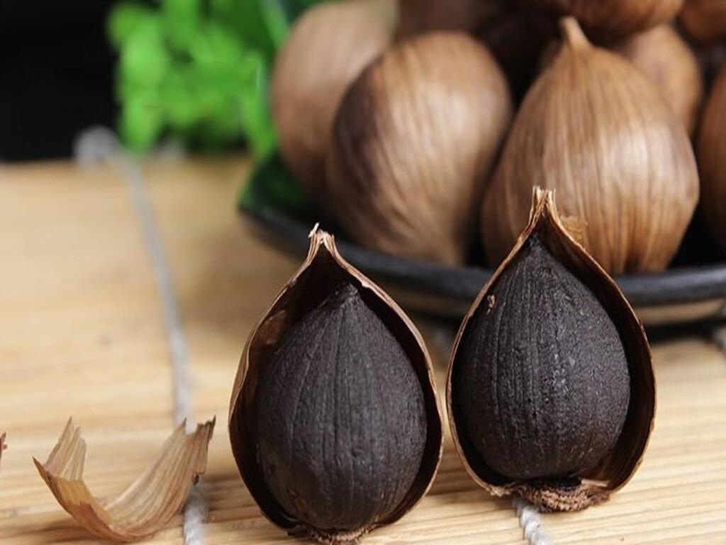 Giới thiệu chi tiết: Tỏi đen có tác dụng gì cho sức khỏe