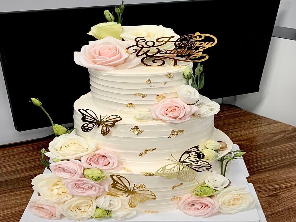 Khám phá Ý nghĩa 3 tầng bánh cưới trong hôn lễ