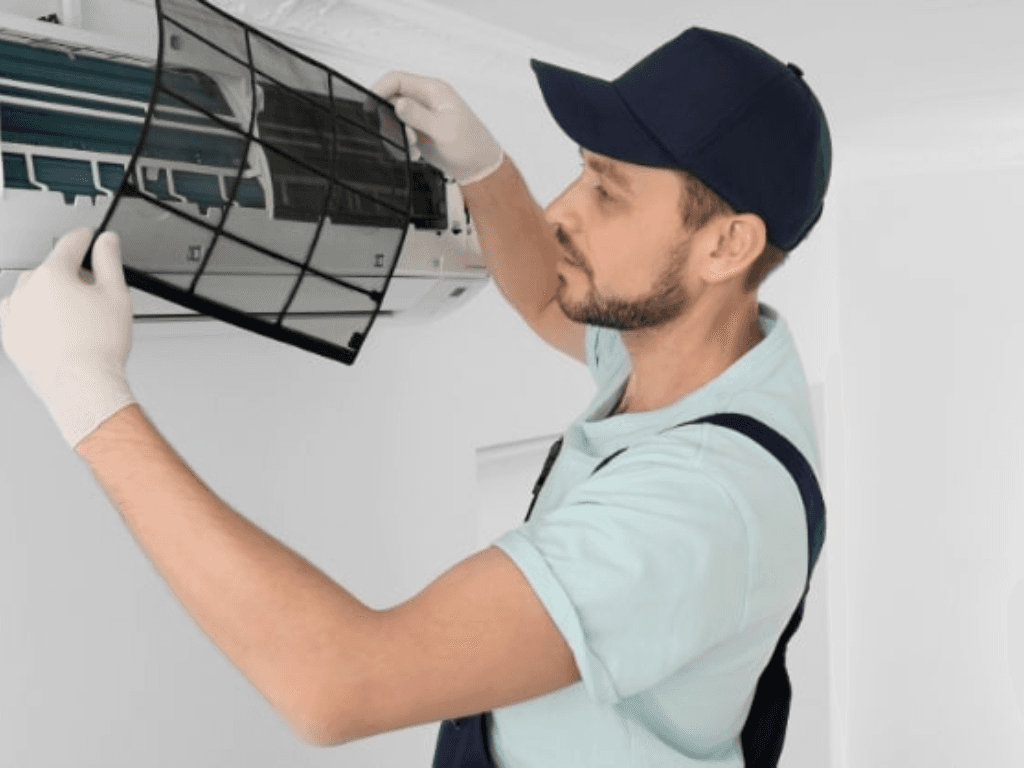 bao-lau-nen-ve-sinh-dieu-hoa-mot-lan