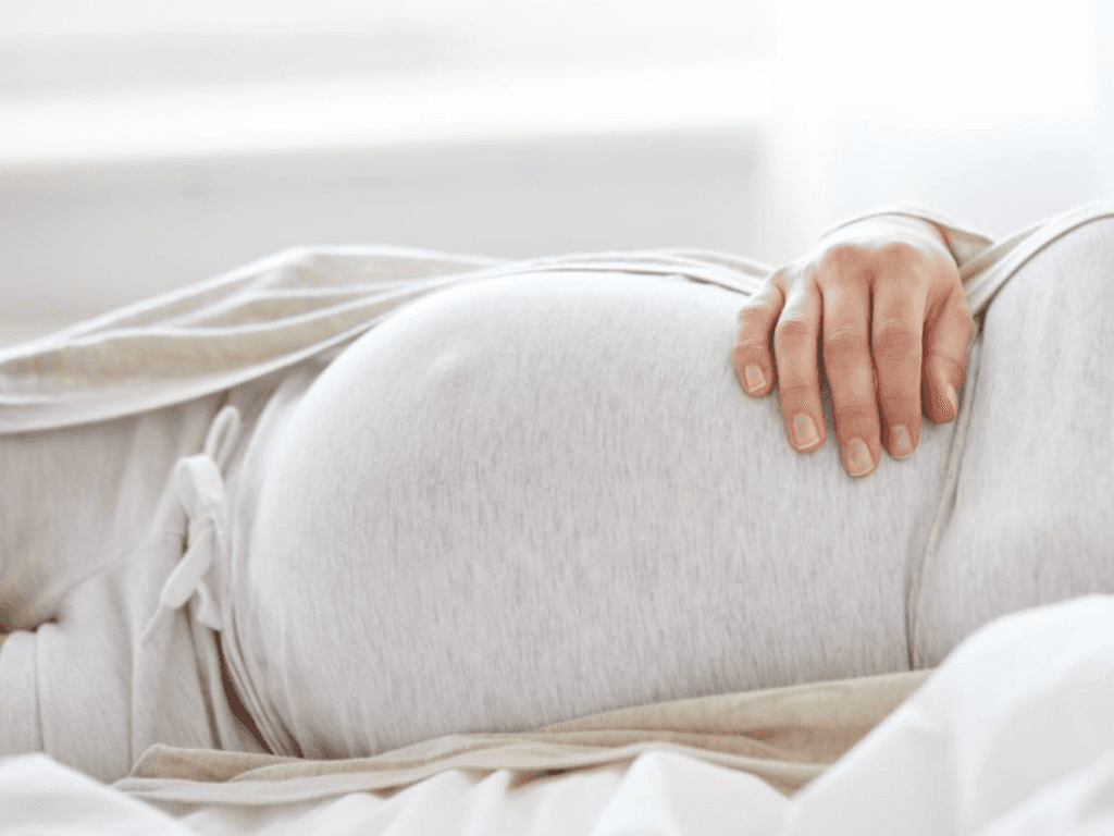 vi-sao-nhiet-do-co-the-nguoi-mang-thai-de-roi-loan