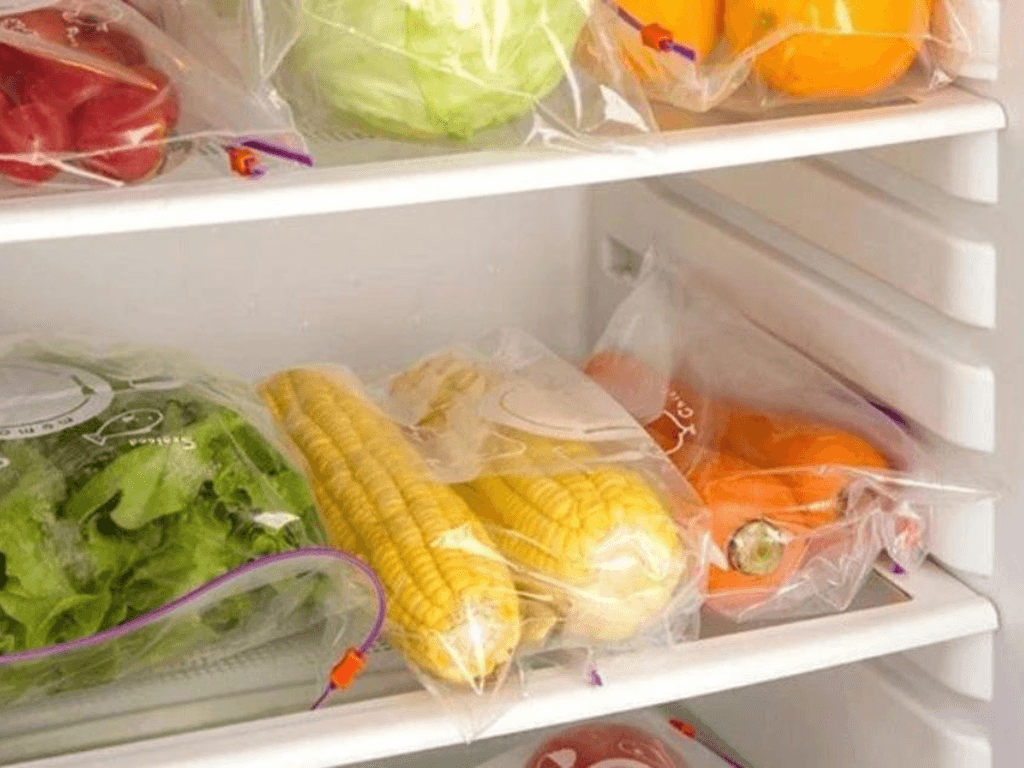 de-nhieu-do-trong-tu-lanh-co-ton-dien-khong