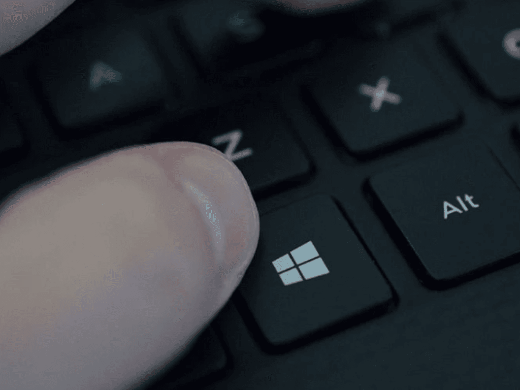 thong-qua-phim-tat-phan-cung-tuy-dong-may