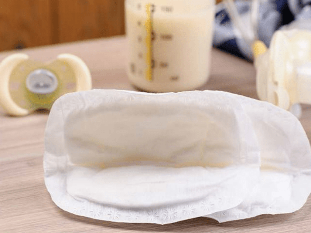 nguyen-nhan-khien-sua-chay-tran-khi-dung-may-hut