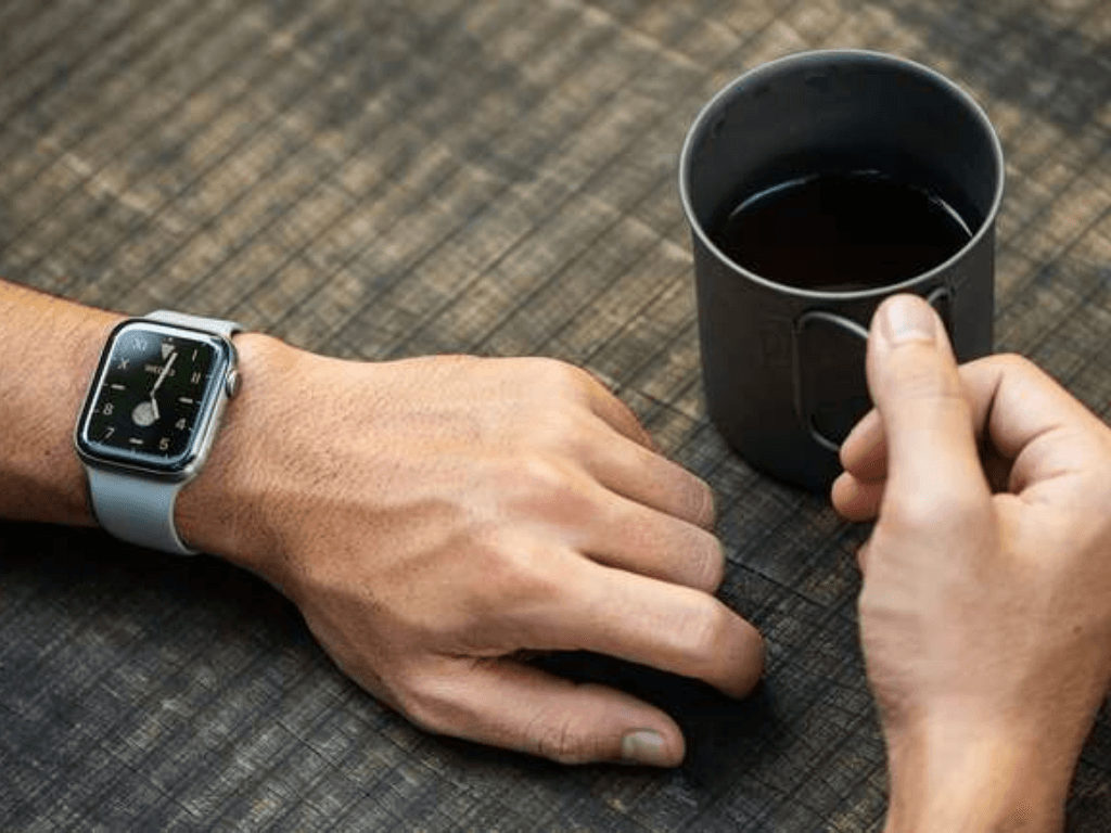 nen-mua-apple-watch-5-ban-nao