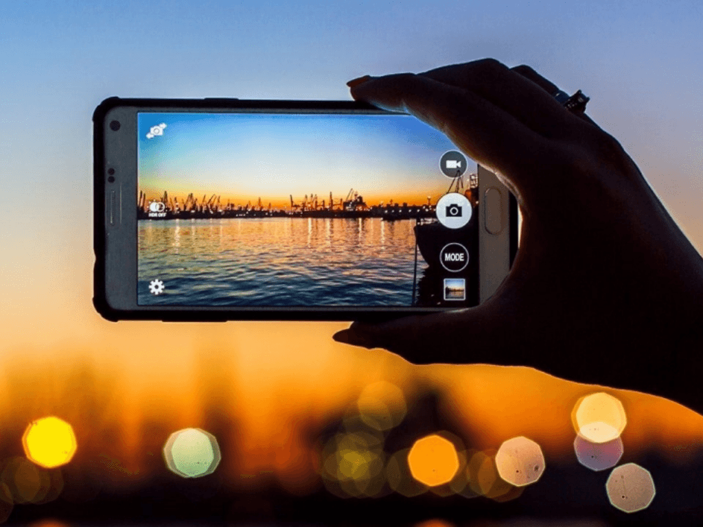 top-smartphone-chup-anh-dep-khong-can-chinh-nam-2025