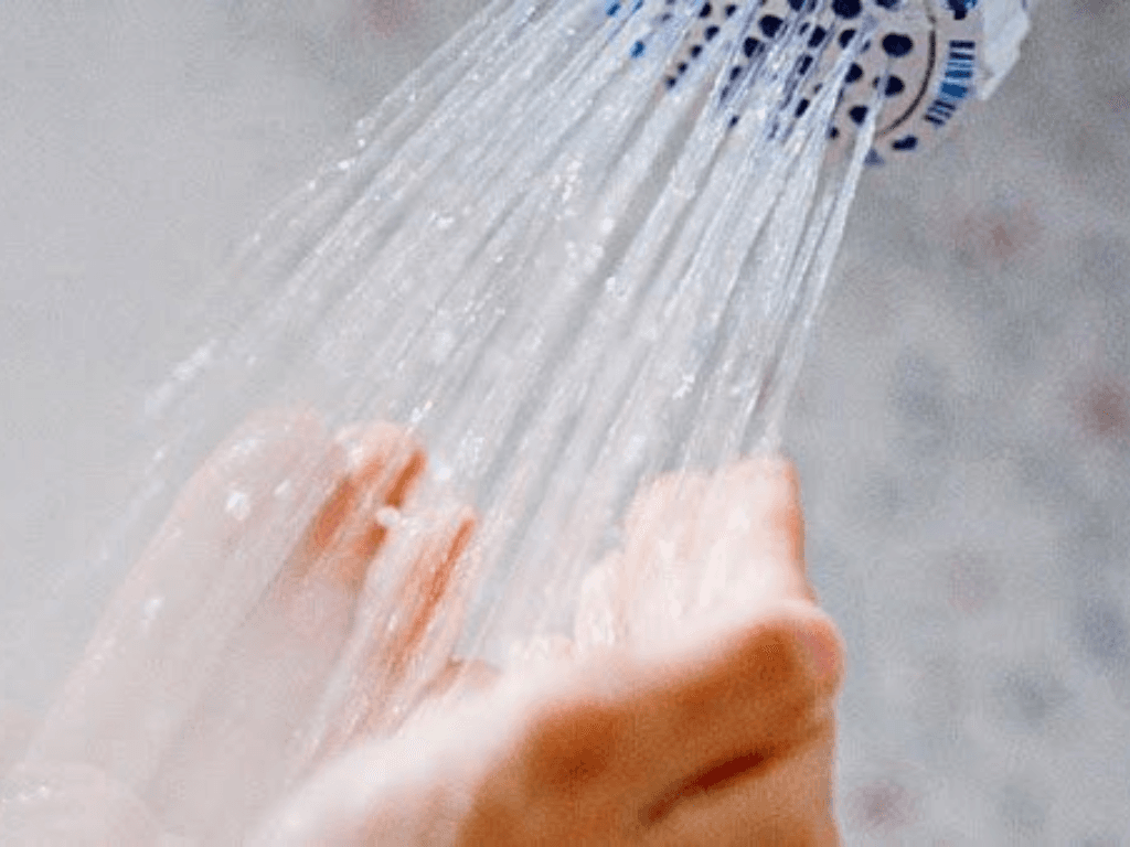 tam-nuoc-nong-anh-huong-den-vong-1-nhu-the-nao