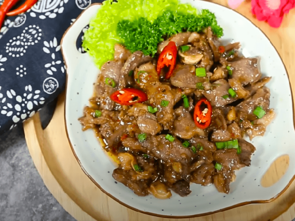 vi-sao-luoi-heo-xao-rau-cu-lai-khien-ai-cung-me