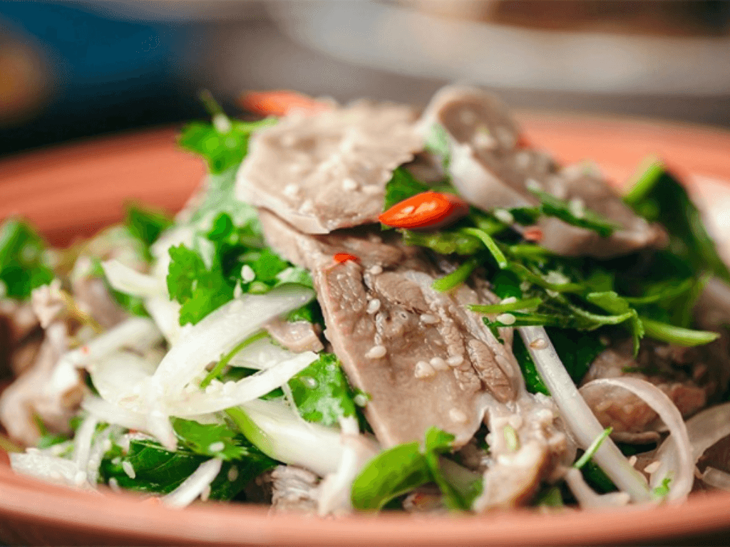 cach-so-che-va-luoc-luoi-heo-cho-gion-khong-bi-hoi