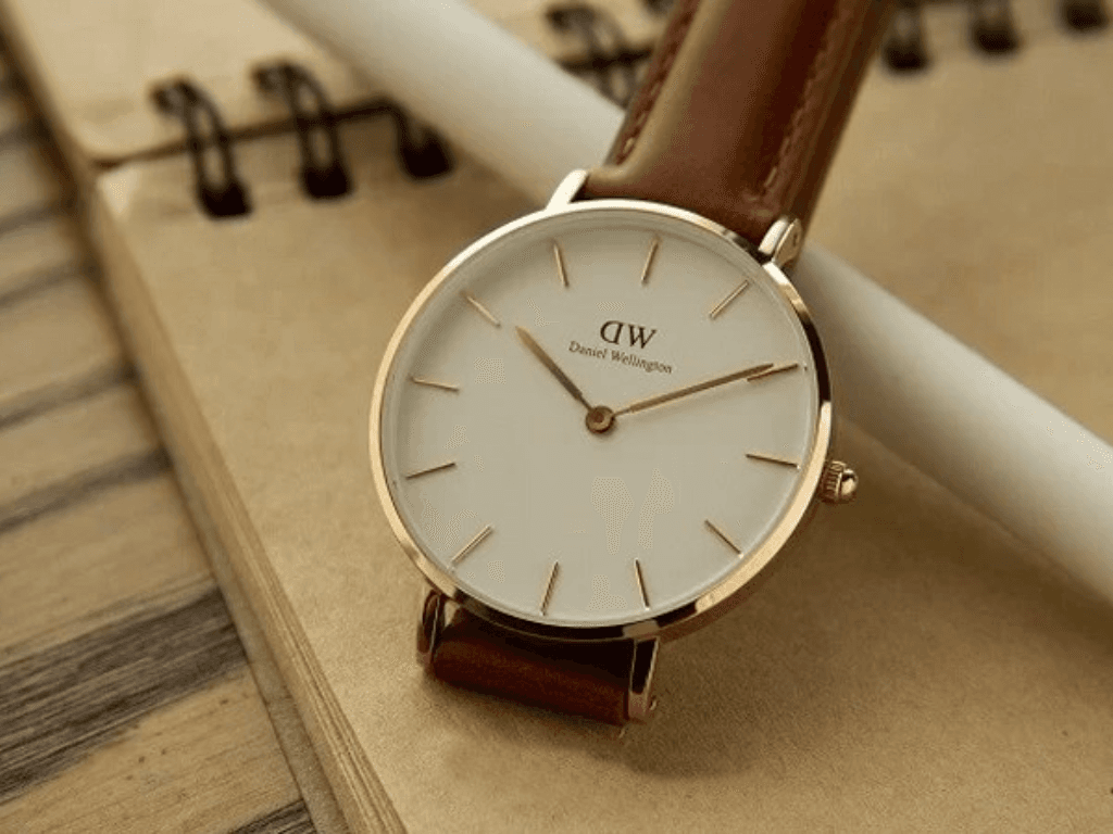 vi-sao-chon-dung-size-dong-ho-dw-lai-quan-trong-den-vay