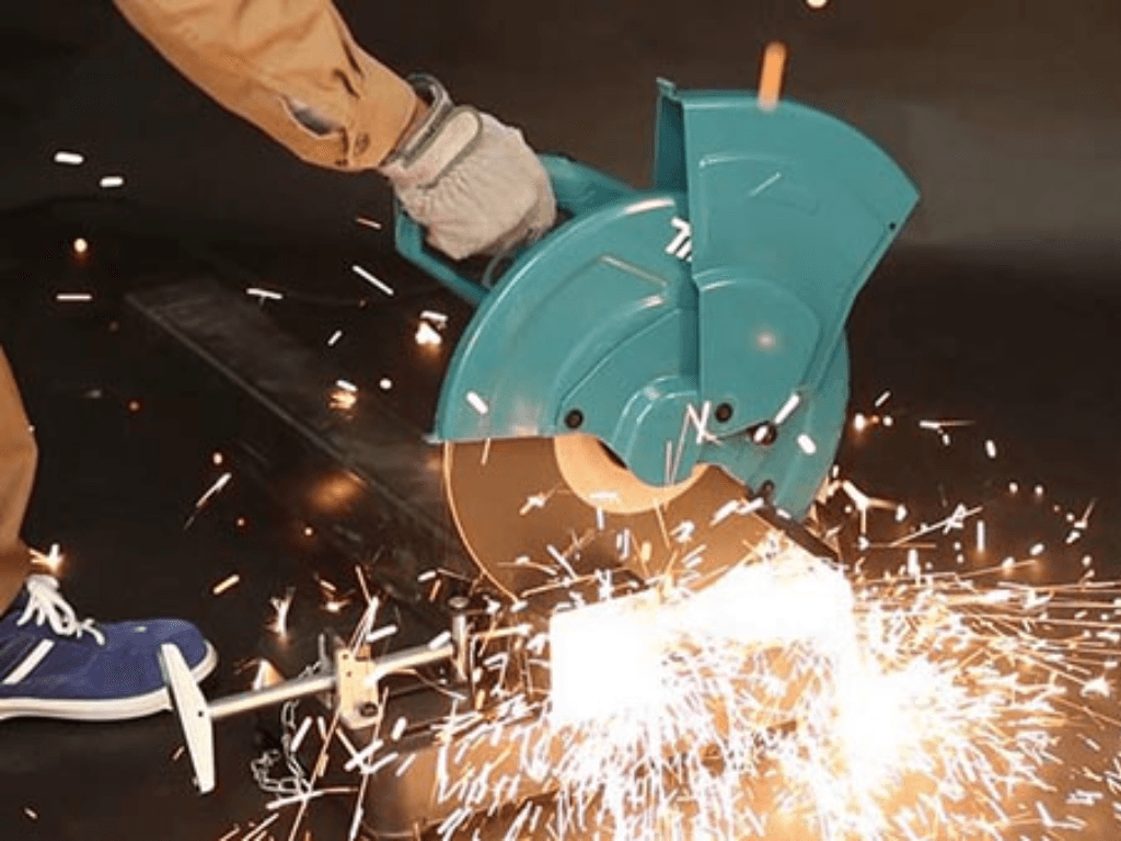 may-cat-sat-nhat-ban-ong-vua-ve-do-ben-va-do-cat-chinh-xac