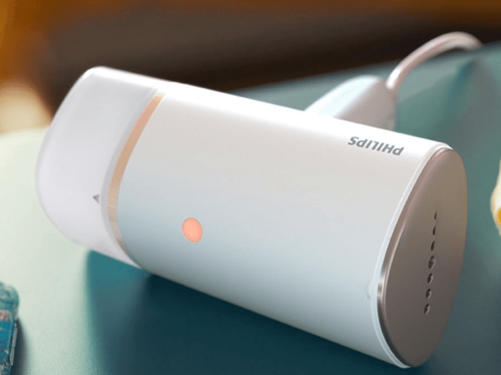 cach-su-dung-ban-ui-hoi-nuoc-cam-tay-va-bao-quan-de-luon-co-vo-lau-dai