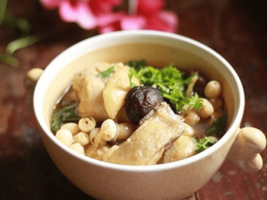 cac-buoc-ham-ga-hat-sen-chuan-ngon-giu-tron-dinh-duong