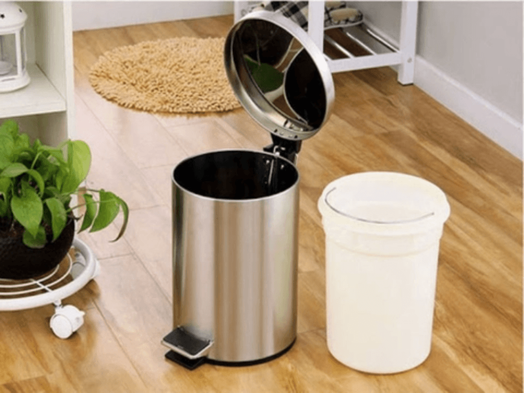 vi-sao-chon-thung-rac-dung-lai-quan-trong-den-the