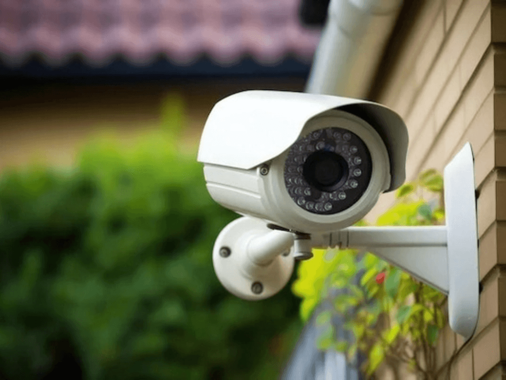 goi-y-thiet-bi-phu-kien-di-kem-de-bao-ve-camera-ngoai-troi-toi-uu