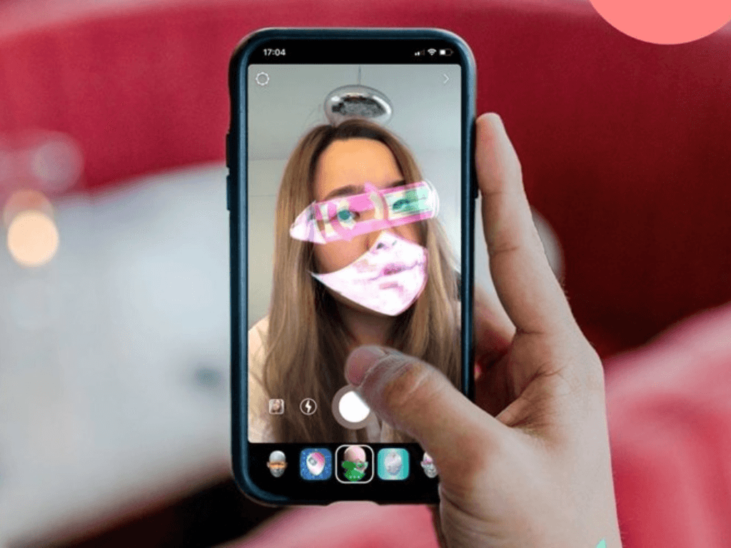 trao-luu-bien-dang-khuon-mat-tai-sao-lai-hot-den-vay