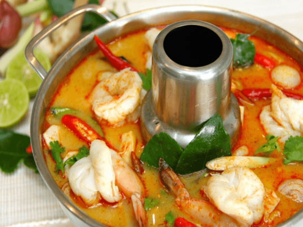 cach-nau-nuoc-lau-thai-tomyum-chua-cay-dam-da-tung-buoc