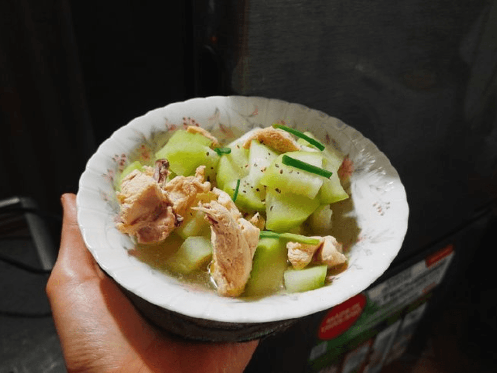 canh-ga-bi-dao-mon-ngon-cho-nhung-ngay-oi-buc