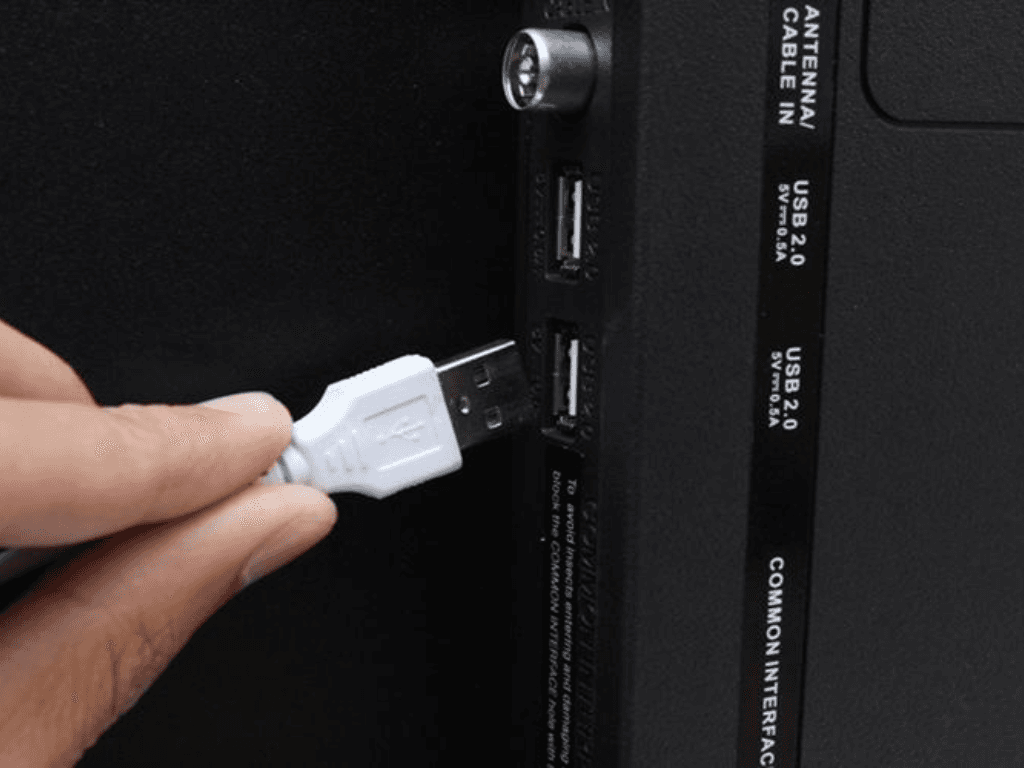 loi-ich-cua-viec-mo-usb-truc-tiep-tren-tivi-lg