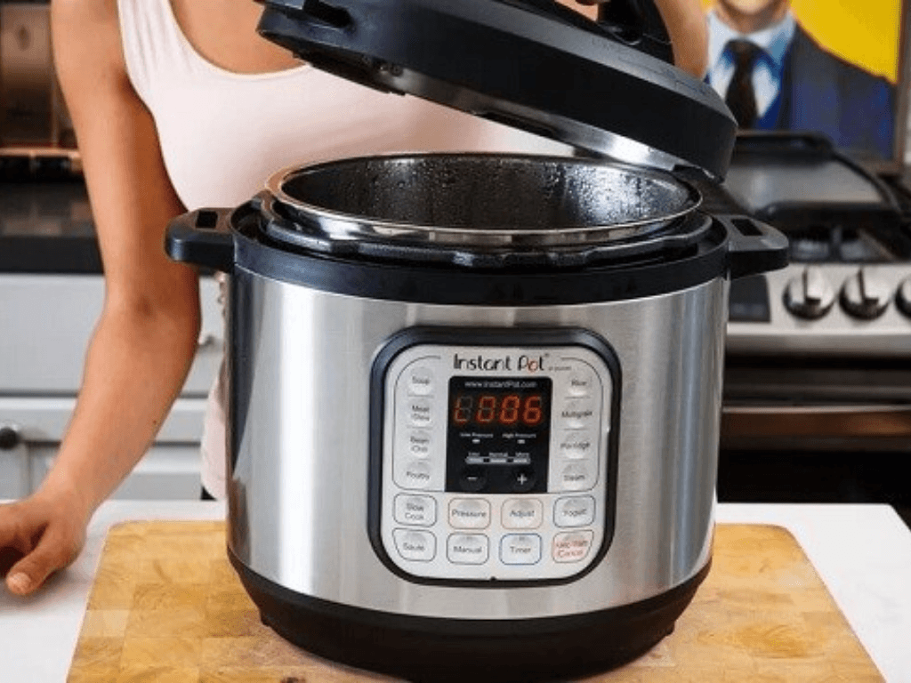 meo-bao-tri-ve-sinh-dinh-ky-de-noi-hoat-dong-em-ru-khong-drama