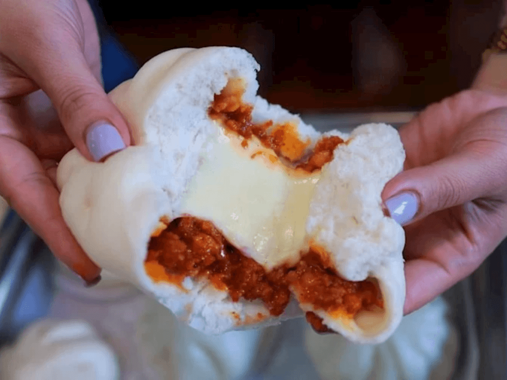 cac-buoc-lam-banh-bao-pho-mai-bo-chi-tiet