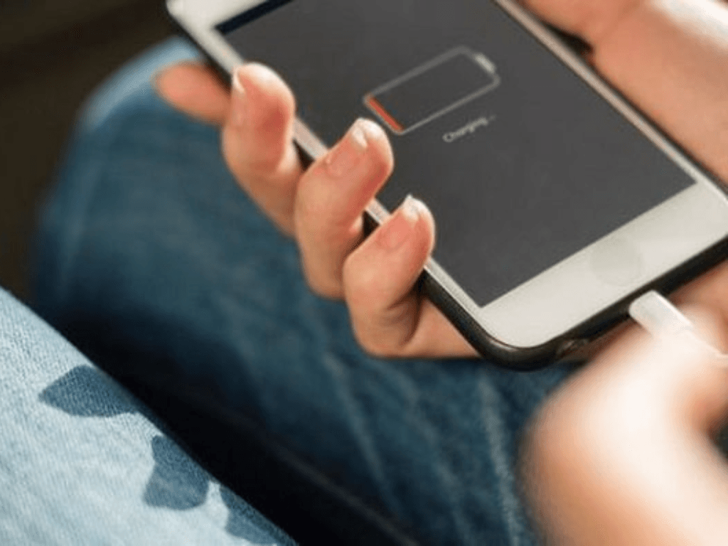 5-pha-hoi-sinh-iphone-sac-khong-len-pin-ma-dan-ky-thuat-hay-dung