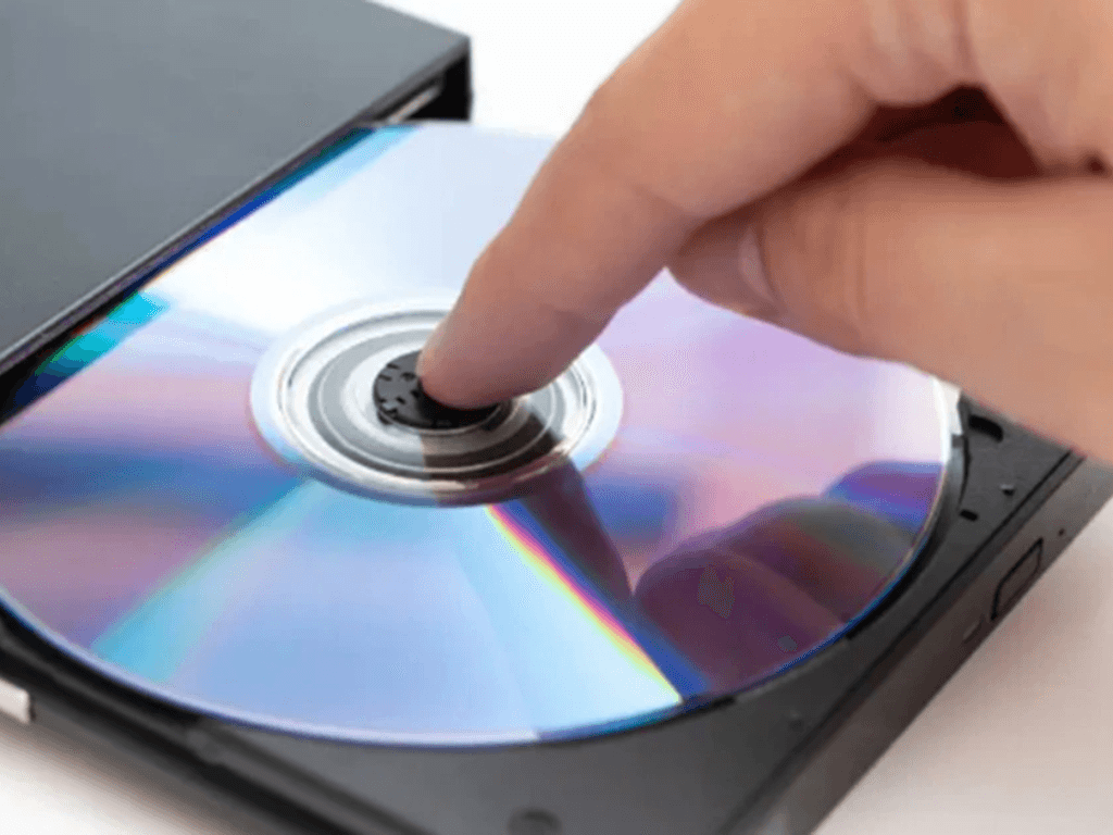 kiem-tra-laptop-cua-ban-co-o-dia-dvd-khong