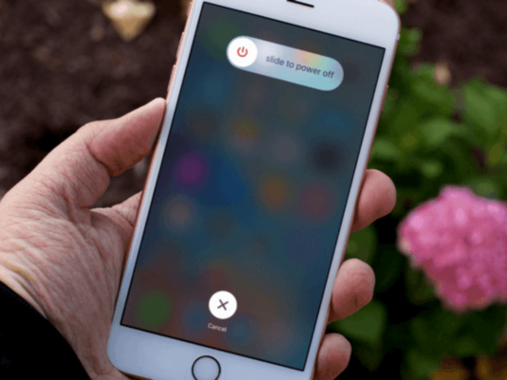 iphone-khong-hien-ten-khien-ban-boi-roi