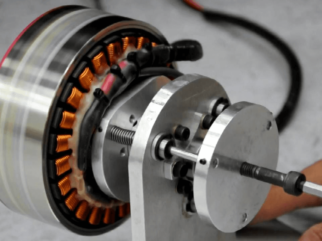 xu-huong-cong-nghe-vi-sao-cac-hang-dang-dan-chuyen-sang-brushless