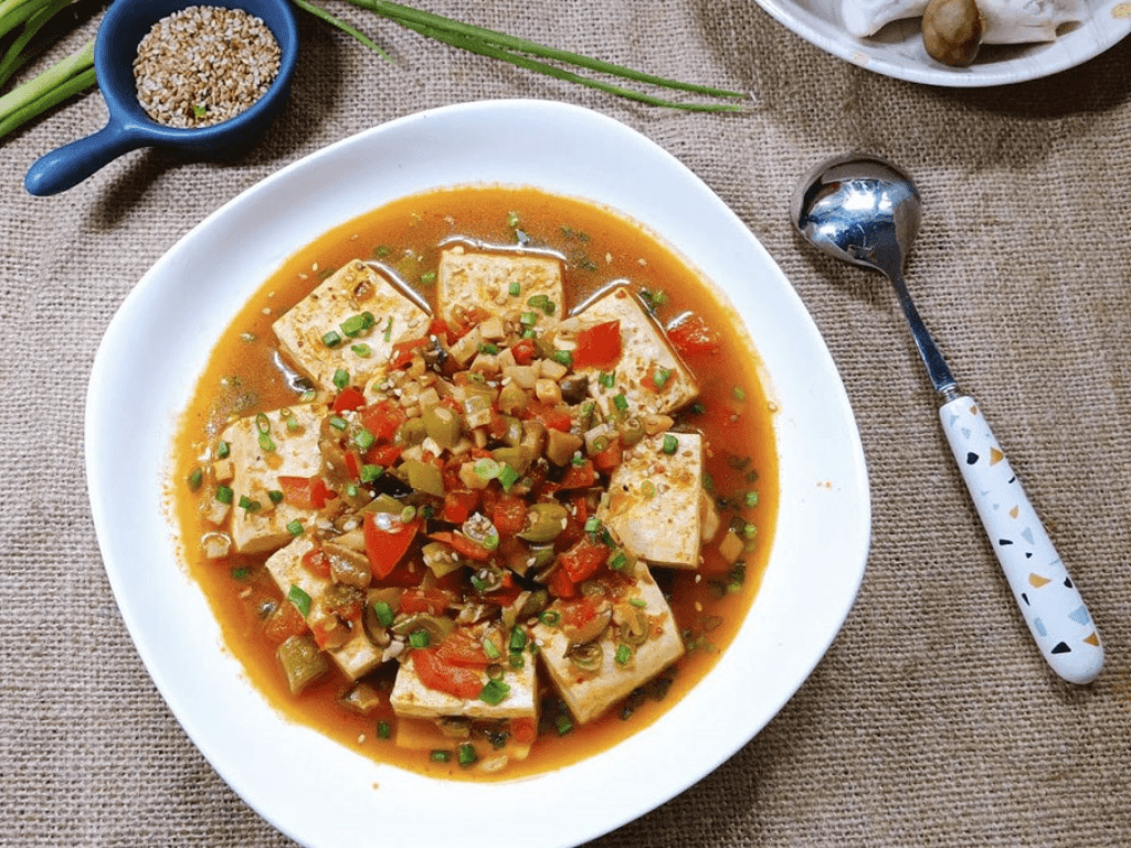 goi-y-cach-lam-dau-hu-tu-xuyen-an-kem-va-bien-tau-thu-vi