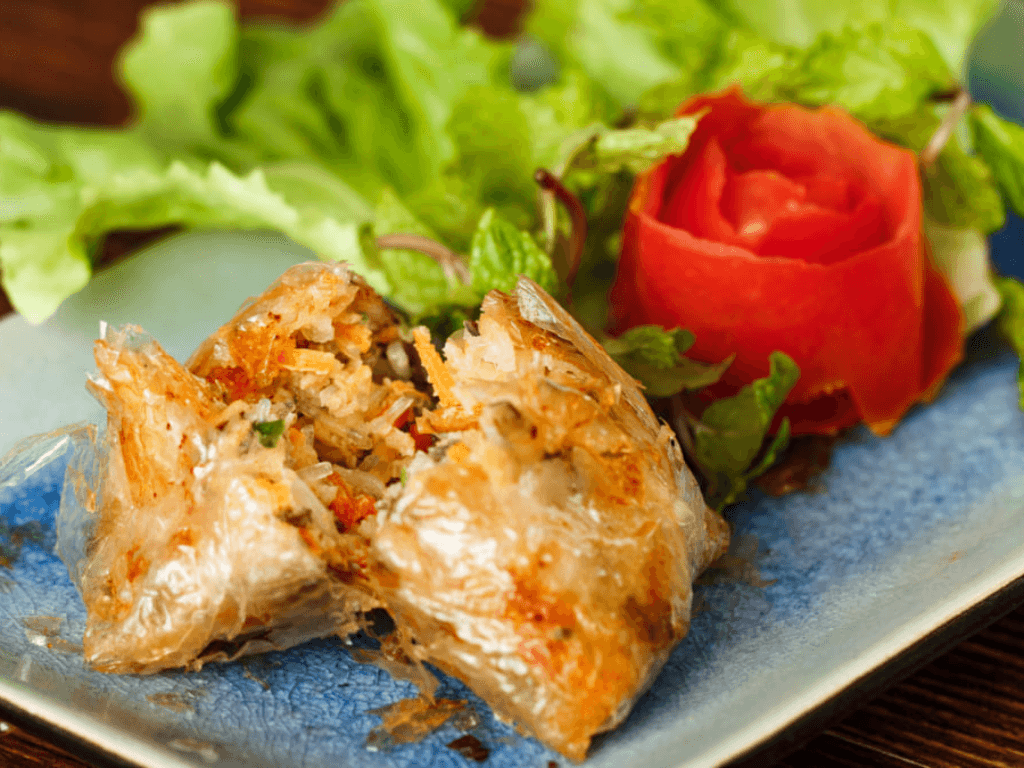 nem-cua-be-mon-ngon-nuc-tieng-xa-gan