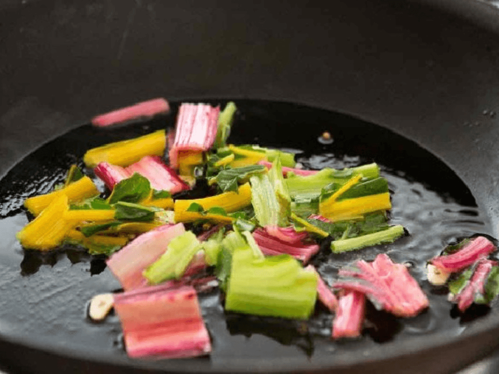 nhung-luu-y-khi-su-dung-cai-cau-vong-trong-che-do-an-uong-hang-ngay