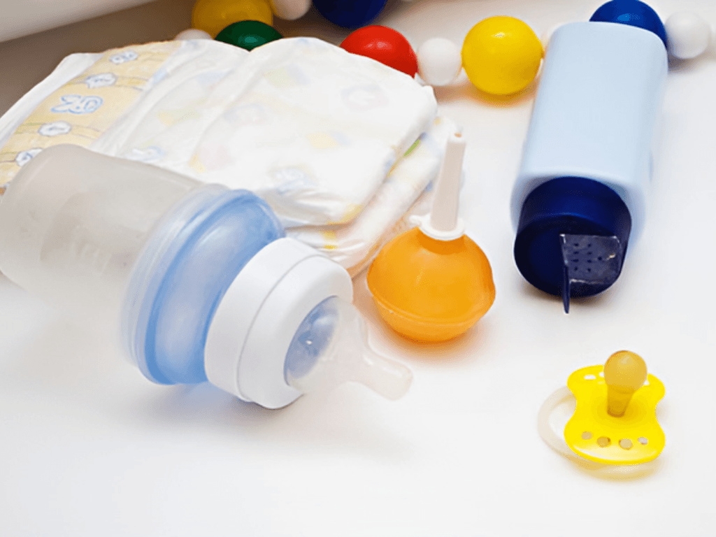 tam-quan-trong-cua-viec-thay-num-binh-sua-dung-thoi-gian