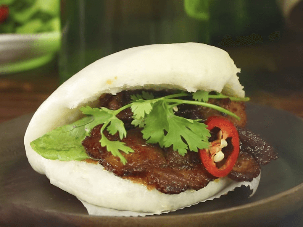 kham-pha-doi-net-ve-mon-banh-bao-kep-thit-dai-loan