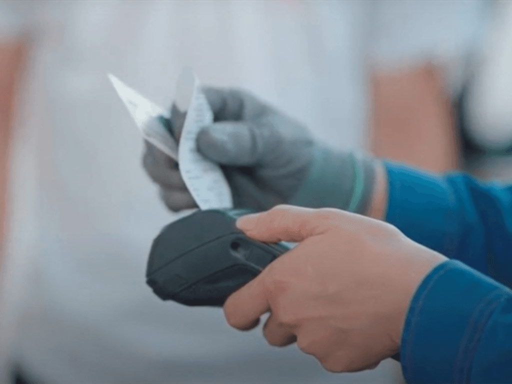 vi-sao-can-tra-cuu-hoa-don-xang-dau