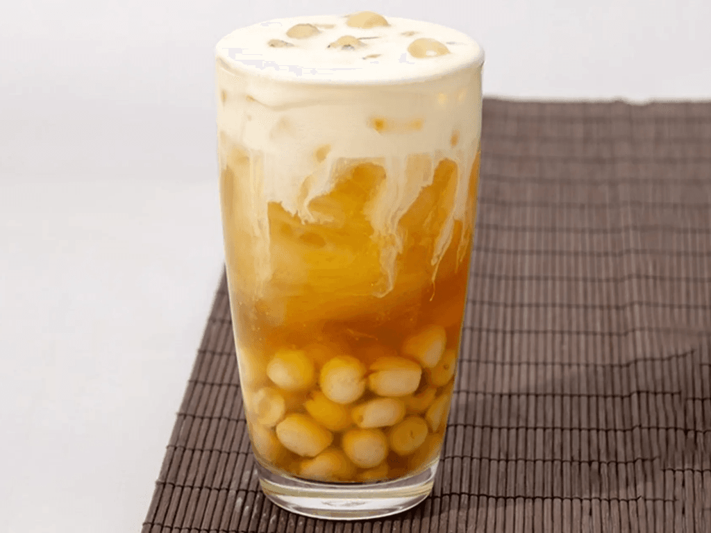 bien-tau-tra-sen-vang-theo-phong-cach-rieng