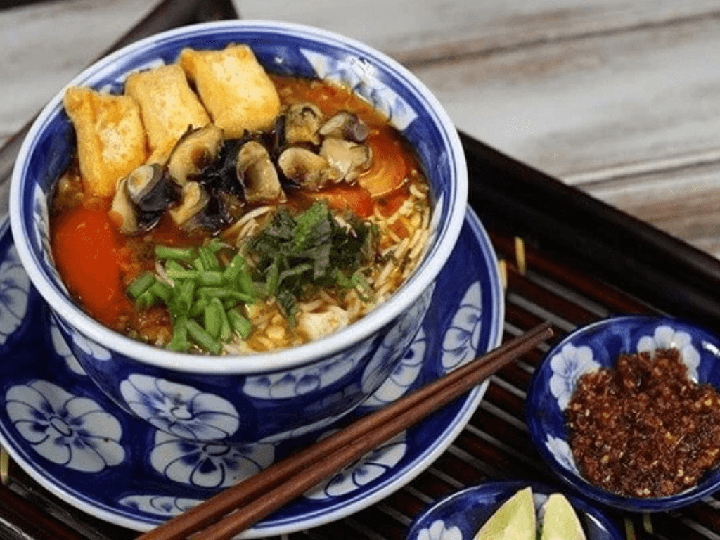 trinh-bay-va-thuong-thuc-mot-to-rieu-chuan-vi-goi-nho-ca-tuoi-tho