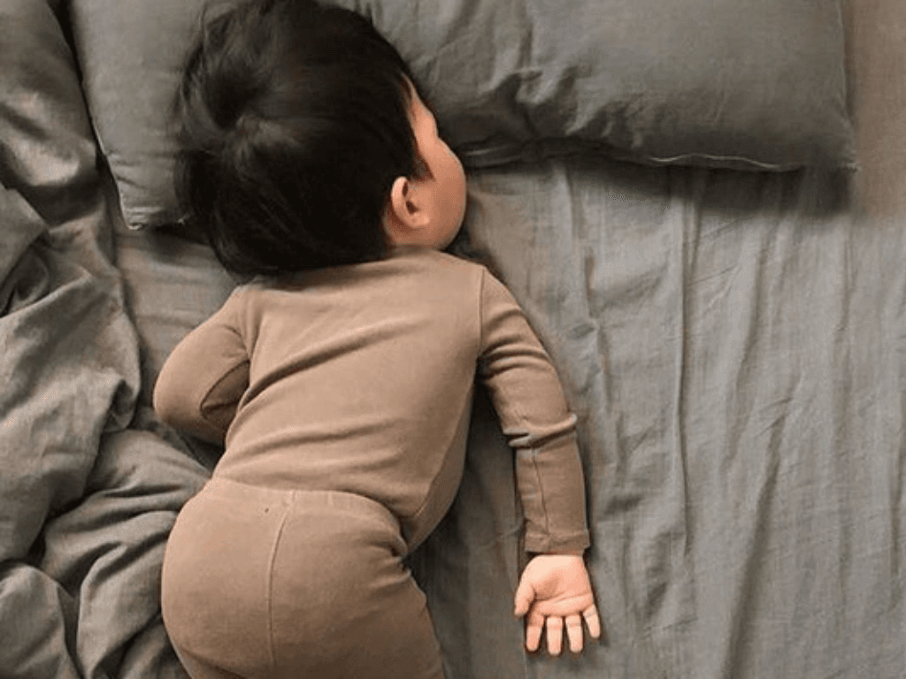 vi-sao-nhieu-nguoi-bat-dau-bo-goi-khi-ngu