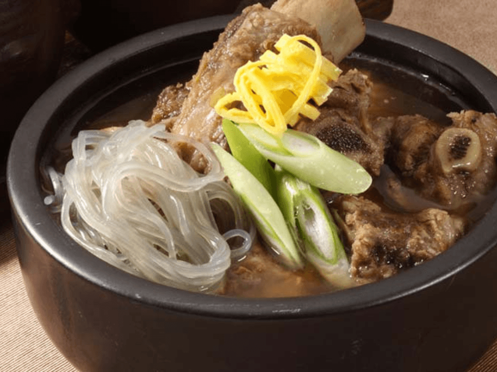 goi-y-3-mon-suon-bo-chac-thang-trong-long-nguoi-lon