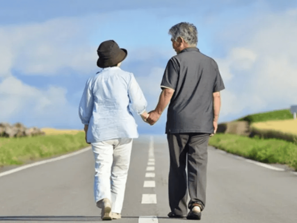 tuoi-60-la-giai-doan-cham-ma-chac-can-loi-song-van-dong-hop-ly