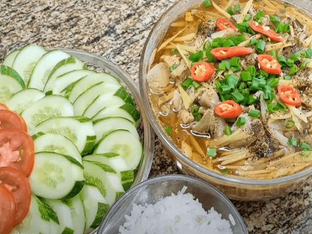 mam-ca-thu-mon-dan-da-mang-sieu-nang-luc-dua-com