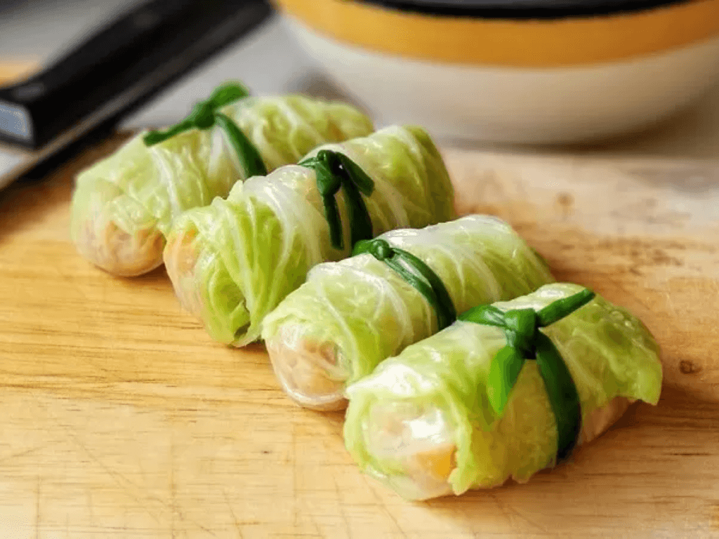 gioi-thieu-mon-cai-thao-cuon-thit-cuu-tinh-cho-bua-com-ngay-he