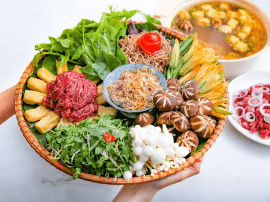 cach-trinh-bay-va-meo-an-lau-bap-bo-mong-toi-dung-chuan-viet