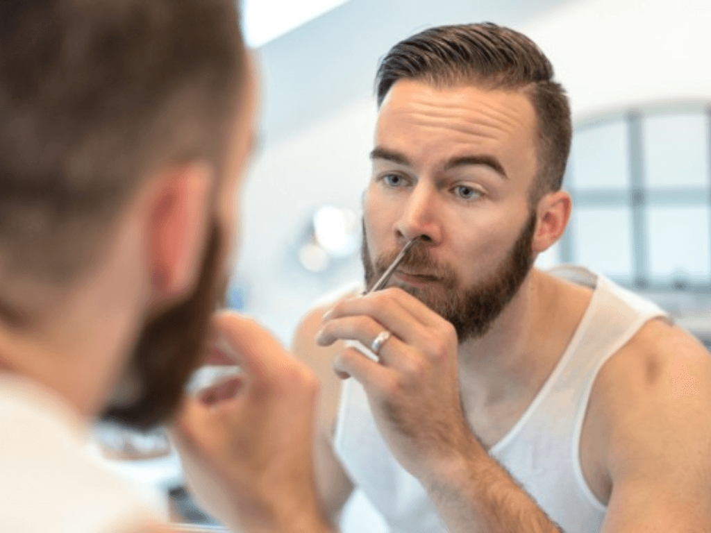 nhung-luu-y-va-canh-bao-khi-tia-long-mui-tai-nha