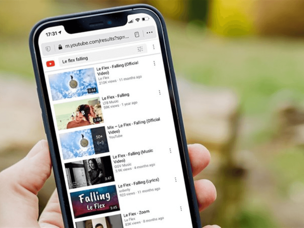 thu-thuat-an-giau-nghe-nhac-youtube-tat-man-hinh-tren-dien-thoai-iphone
