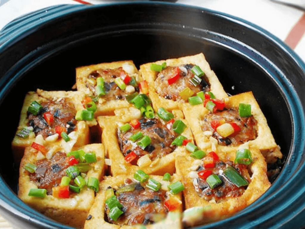 diem-hap-dan-cua-mon-dau-hu-nhoi-thit