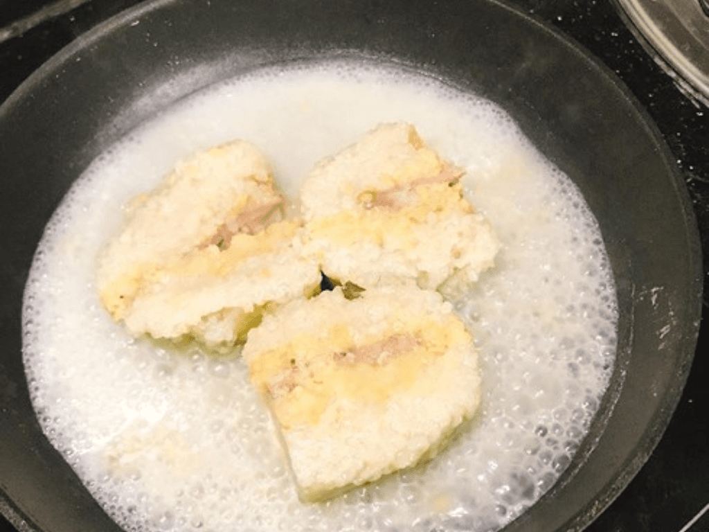 cach-ran-banh-chung-bang-nuoc-chi-tiet
